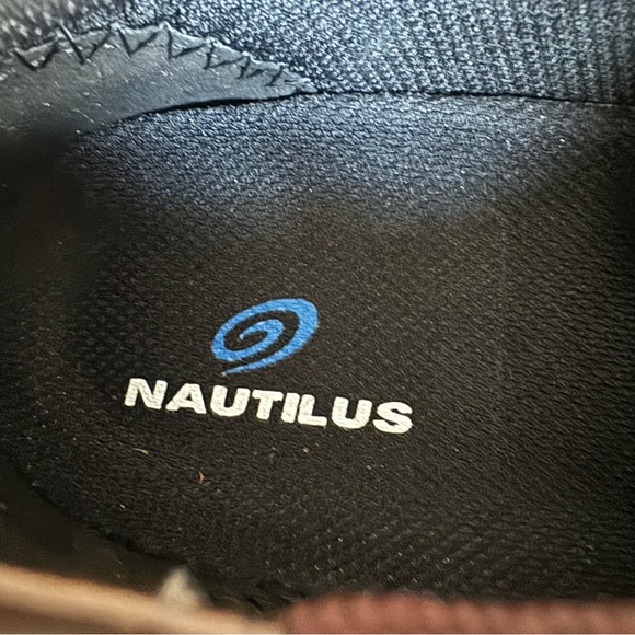 Nautilus N1826 Composite Toe Work Shoes 9 Wide Brown Leather Slip Resistant - Picture 9 of 10